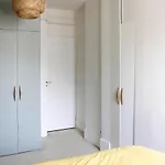 Bright Apartment With Balcony
